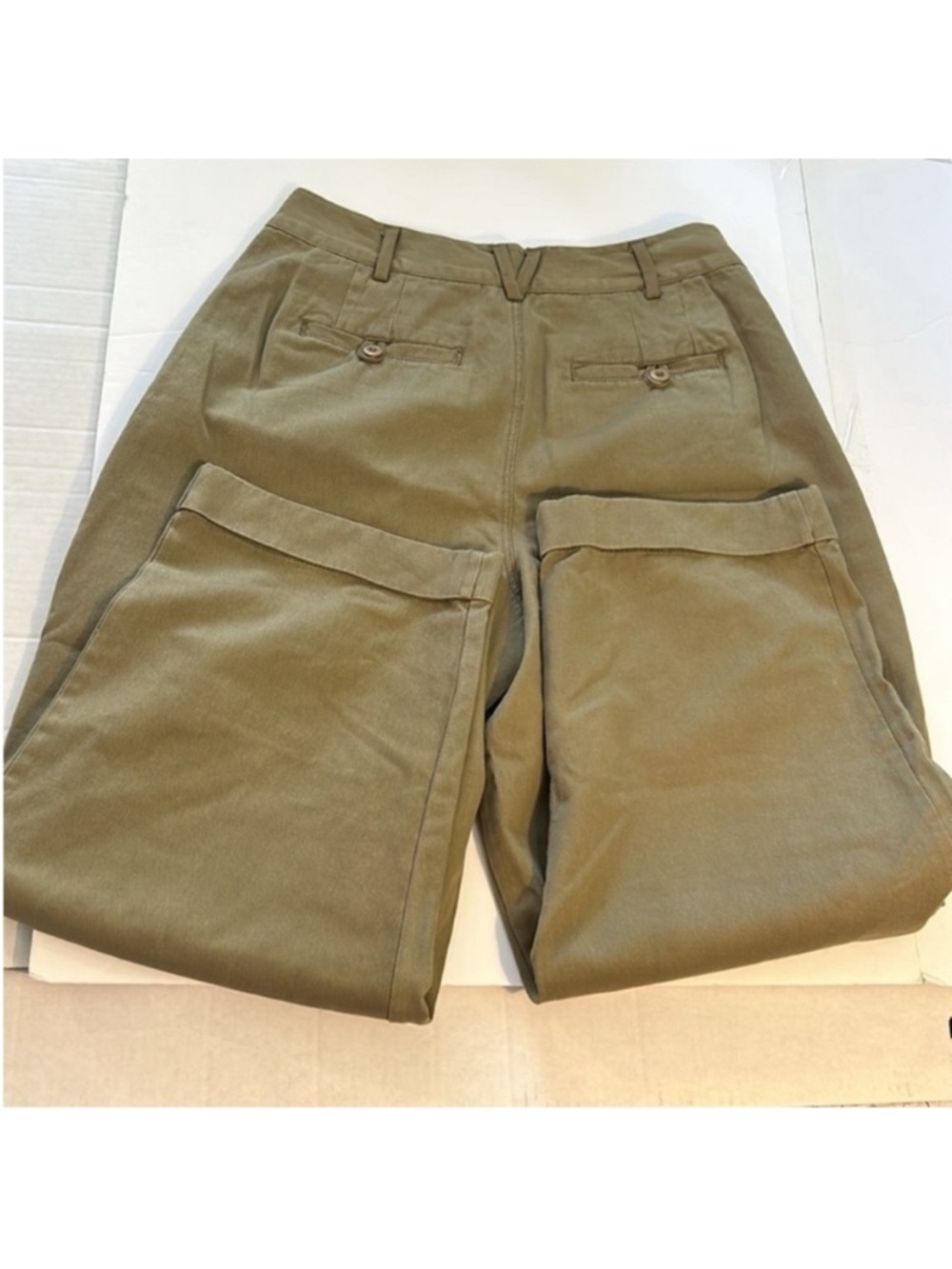 Free People 2 Pants Needed Breaking Trousers pockets 100% cotton in Willow NWT - Picture 4 of 13